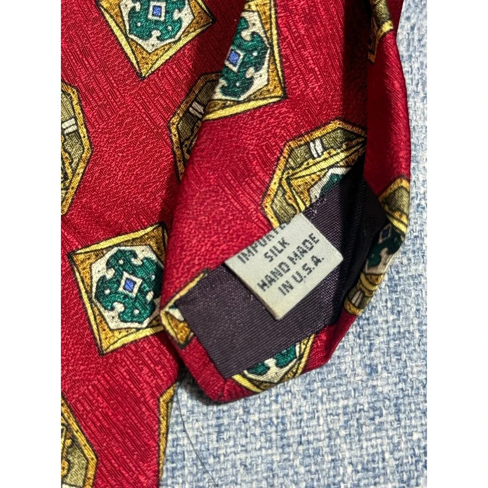 Vintage Aquascutum of London 100% Silk Tie Red Geometric Medallion Pattern